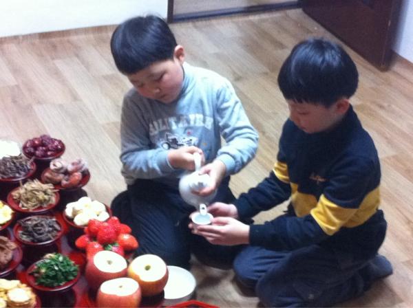 smugman74's tweet photo. 어젯밤 제사... http://t.co/Caisi2V2