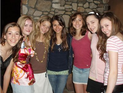 ztorivega's tweet photo. @z_AllieDiLaur I Have No Idea Lol I Found This Pic! http://t.co/n4TfoCQi