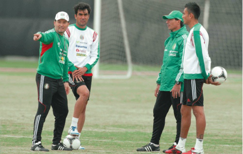 NaturaBosque's tweet photo. Hoy juega Mexico vs Venezuela a las 20:00 hrs, habra transmision en vivo a travez de la television abierta ¡Vamos! http://t.co/sNqZtTqn