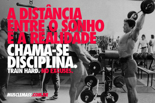 CarolVazProf's tweet photo. Precisamos de duas coisas para sermos felizes. Saber nossos objetivos e ter disciplina para trilhar o caminho. http://t.co/teqFZJSf