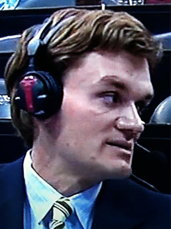 Mize95's tweet photo. “@bigbadberg: What's up with #harprings hair! Looks like Russian lady from rocky 4. #UtahJazz #TORatUTA http://t.co/jL6jZrcm” @mharpring15