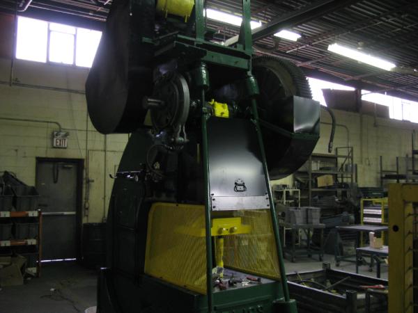 backrackinc's tweet photo. Getting to know my way around the shop, and now i know this is not the printer! http://t.co/Gy8DgCuz