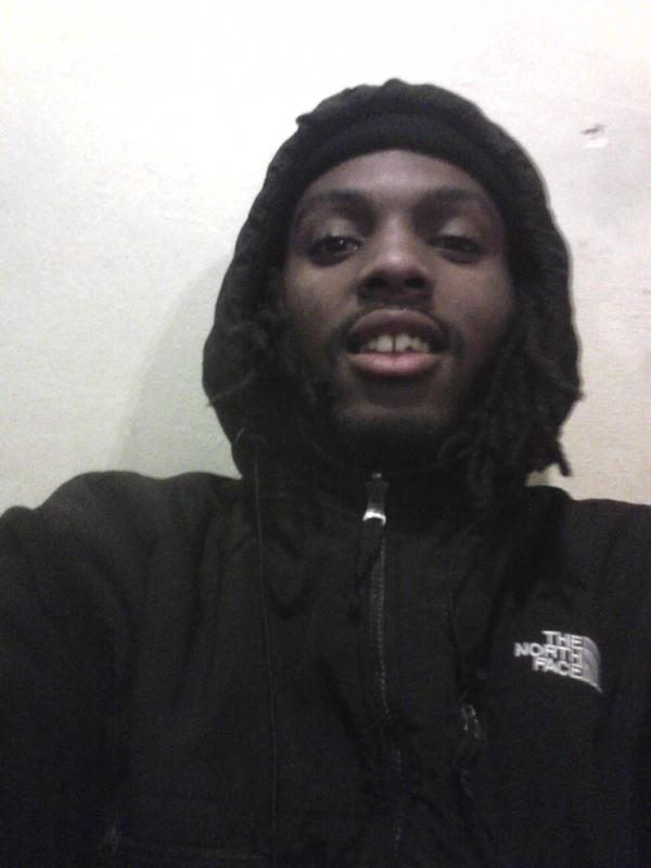 socashedout's tweet photo. Retweet if yu no dis guy or would want to get to no him http://t.co/gXHx6Jdg