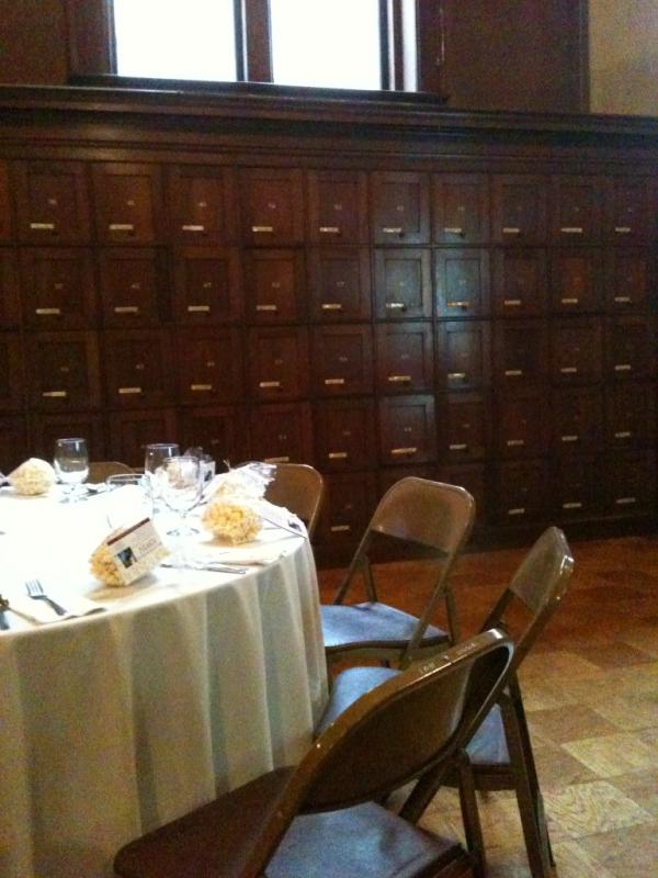 rickielmt's tweet photo. @SoPo_Realtor @Lennytracy advertising creatively at #SMBME http://t.co/nLXBI6L4