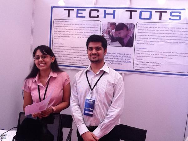 #TechTots run by student entrepreneurs imparts basic electronics education to school students #eSummit #Startup