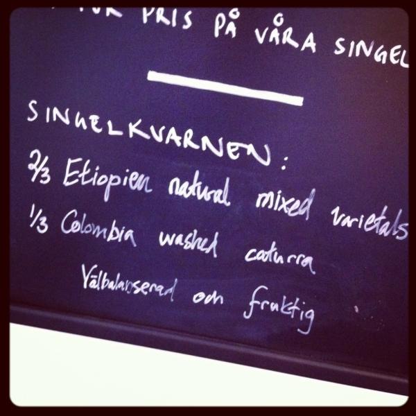 MollansKaffebar's tweet photo. Och dagens singelblandning är riktigt mäktig. Söt, fyllig och full av bär! Go go! http://t.co/337ls1pk