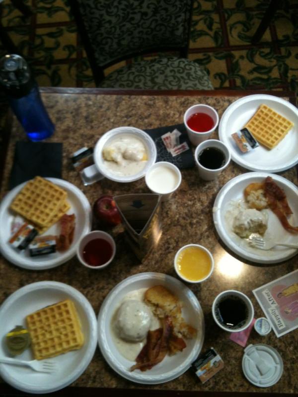 rockettops's tweet photo. Why do the Rockettops like hotels? Continental breakfast. #traildance http://t.co/jMTOpk7Z
