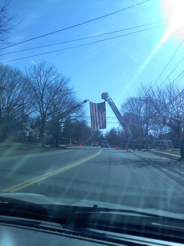 ebutter_'s tweet image. #nowordsforthis #RIPtom