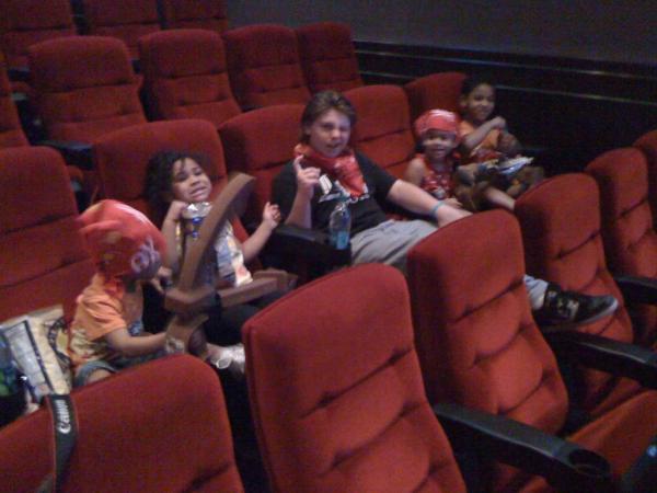 Southinkucanmom's tweet image. Ready to watch the premiere of #JNLP Peter Pan Returns!