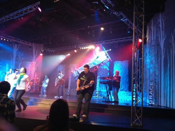 LucasMBoard's tweet photo. Only @barefootchurch #NewSeries http://t.co/6QVz8W1l