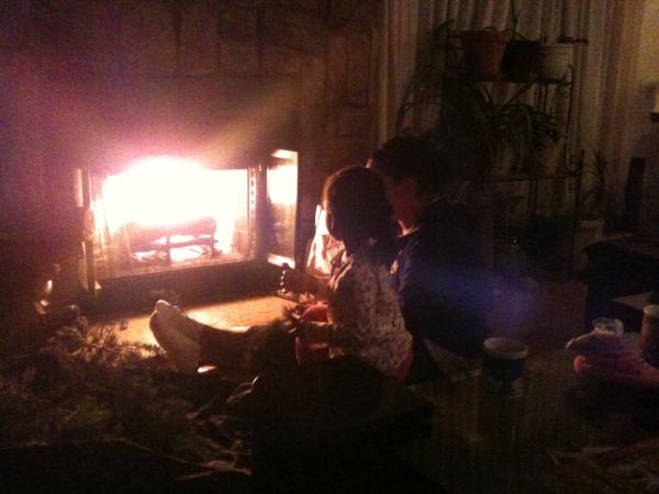 SpazMiah11's tweet photo. Burning the Christmas tree with the fam. :) http://t.co/IbrLkv2X