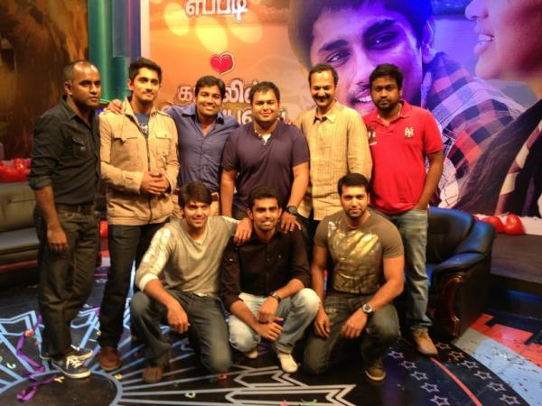 MusicThaman's tweet photo. 11:30 today on kalaignar tv audio release of KSY enjoy :) http://t.co/cblBF3K9