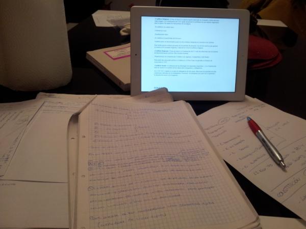 lauraaaa_gr's tweet photo. @19marinaaa @Mery_bcn a topeeeee http://t.co/PRGKOfq9