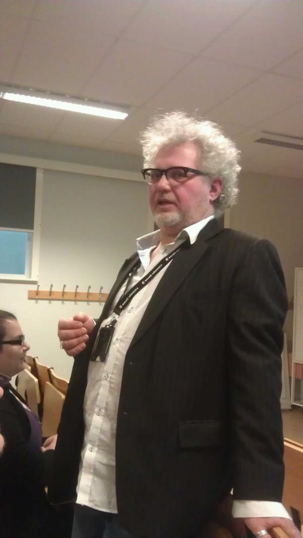 Alfco's tweet photo. Sten Selander, juryns ordf. Let the good times roll! #arabicgamejam http://t.co/UqCauE2V