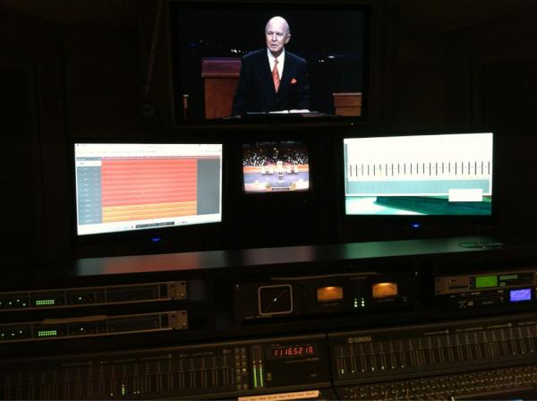 dahayes's tweet photo. @jerryvines @FBCJax during @FBCJaxPC http://t.co/pp8d7G8W