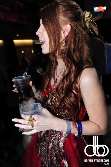 At the @avnawards very much mid conversation. Photo credits, again @drivenbyboredom http://t.co/3qRR<a class="tags" target="_blank" title="On Twitter" href="/?out=eyJ0eXAiOiJKV1QiLCJhbGciOiJIUzUxMiJ9.eyJpYXQiOjE3MjE2NzI5NzksImlzcyI6InR3cG9ybnN0YXJzLmNvbSIsIm5iZiI6MTcyMTY3Mjk3OSwiZXhwIjoxNzUzMjA4OTc5LCJyZWRpcmVjdF91cmwiOiJodHRwczovL3R3aXR0ZXIuY29tL2F2bmF3YXJkcyJ9.JWS6SCYtljotIha1z1rL1cbv7WJfCgg44ACigscgDfZd8i8v39ZgZAe-_ZVw1X0QEWqNvgJ_PrwdWxSO9x4coQ">@avnawards</a><a href="/tag/showtime"class="tags"><span>#showtime</span></a><a href="/tag/beachheatmiami"class="tags"><span>#beachheatmiami</span></a><a href="/tag/goodbyesouthbeach"class="tags"><span>#goodbyesouthbeach</span></a>