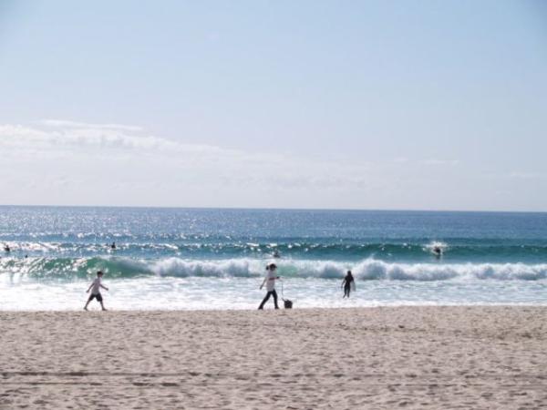 GoldCoastInfo's tweet photo. We're playing pretend today....sick of looking out at the rain! If only it was like this... http://t.co/RuounZYc