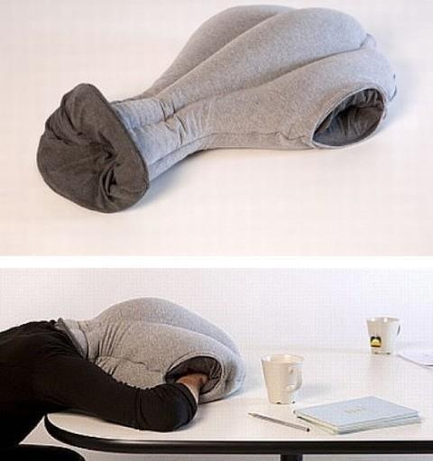 Nieuw kledingontwerp voor ambtenaren...