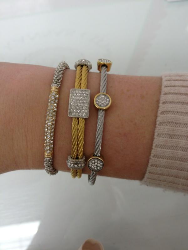 MonogramShopKC's tweet image. Super cute bracelets!