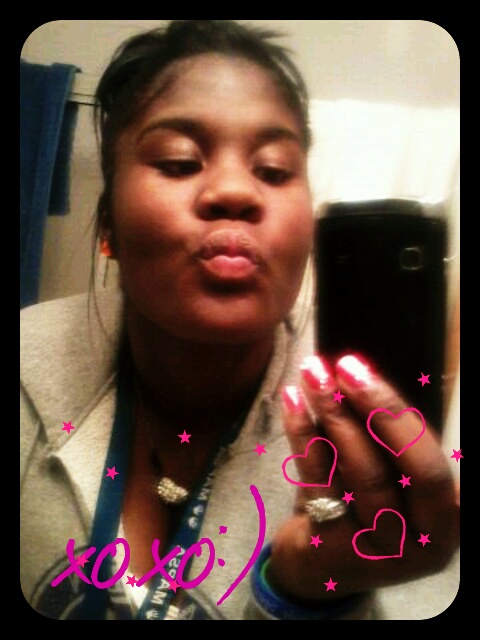 Watch CrudWoman's leaked NSFW photo on TwXstars