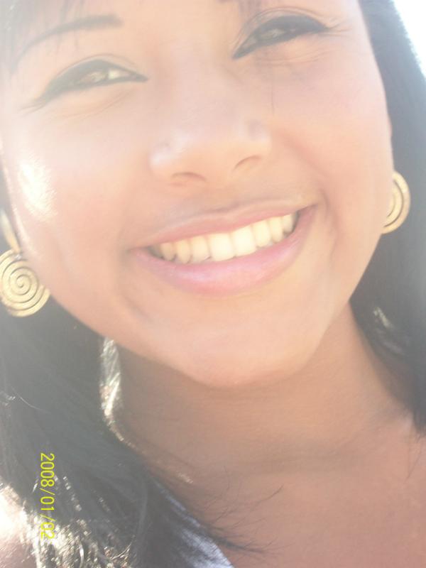 bgsdr's tweet photo. Não é Luisa  e não ta no CANADA!!!!KKKKKKKKKKKKKKKKKKKK http://t.co/sRFXiioc