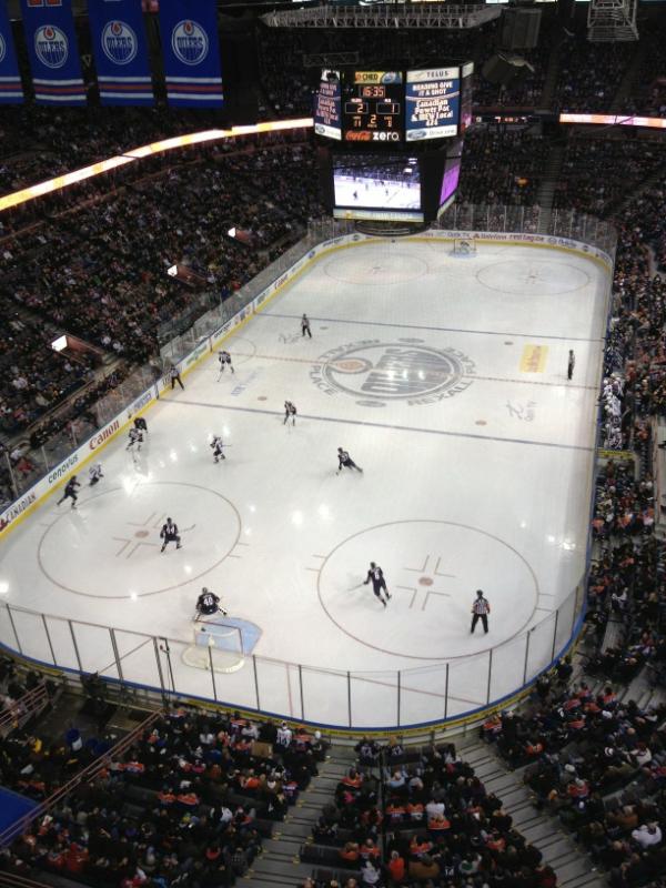 Great view to watch the Oilers game #gooil #thedream