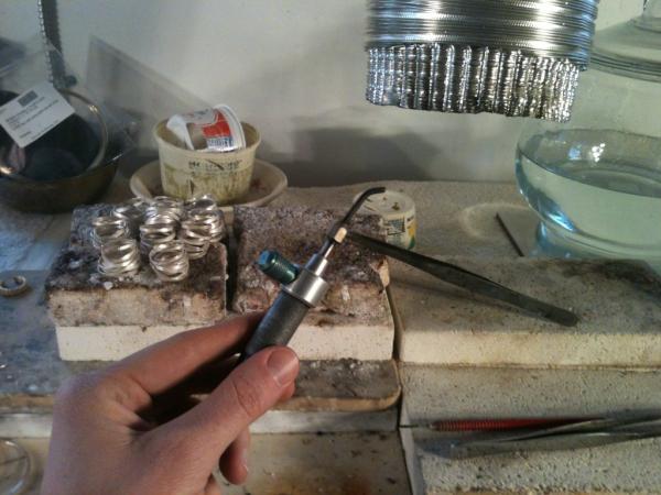 rickielmt's tweet photo. At work at Bosco jewelry today, love my life! http://t.co/yPGPjc6H