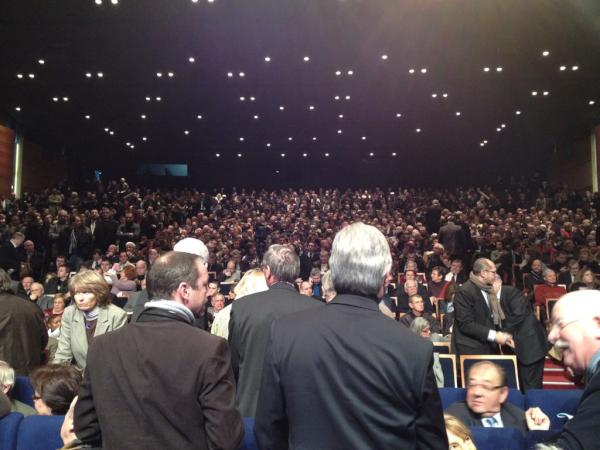 Stéphane Beaudet (@s_beaudet) on Twitter photo Un peu de monde pour accueillir N #Sarkozy à Longjumeau avec <a href="/nk_m/">N. Kosciusko-Morizet</a> Cc <a href="/s_beaudet/">Stéphane Beaudet</a> <a href="/sophiemontrigot/">Sophie GODAR</a> <a href="/robinreda/">Robin Reda</a> #logement Un peu de monde pour accueillir N #Sarkozy à Longjumeau avec <a href="/nk_m/">N. Kosciusko-Morizet</a> Cc <a href="/s_beaudet/">Stéphane Beaudet</a> <a href="/sophiemontrigot/">Sophie GODAR</a> <a href="/robinreda/">Robin Reda</a> #logement