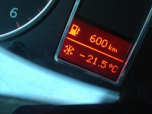switchskiracing's tweet photo. vandaag freezinnnnnnnn, morgen nog kouder. Piste in St Caterina is top. Hopelijk Folgaria zondag en maandag net zo.. http://t.co/esqfRUDf