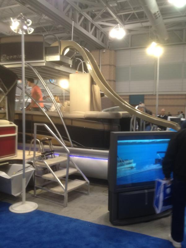 OceanPerform's tweet image. Pontoon boat with a slide!!! Thinking about selling them...