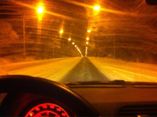 Vincent_Rocher's tweet photo. N4 gembloux. 1 bande denneigée. http://t.co/A64Gb0Qt