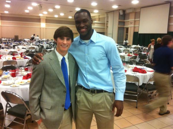 keke_mingo's tweet image. “@BLAINE_HU: Ily bro!! @Mr3_N_bend http://t.co/JXUzyS2D” definition of swagg #LSUbound