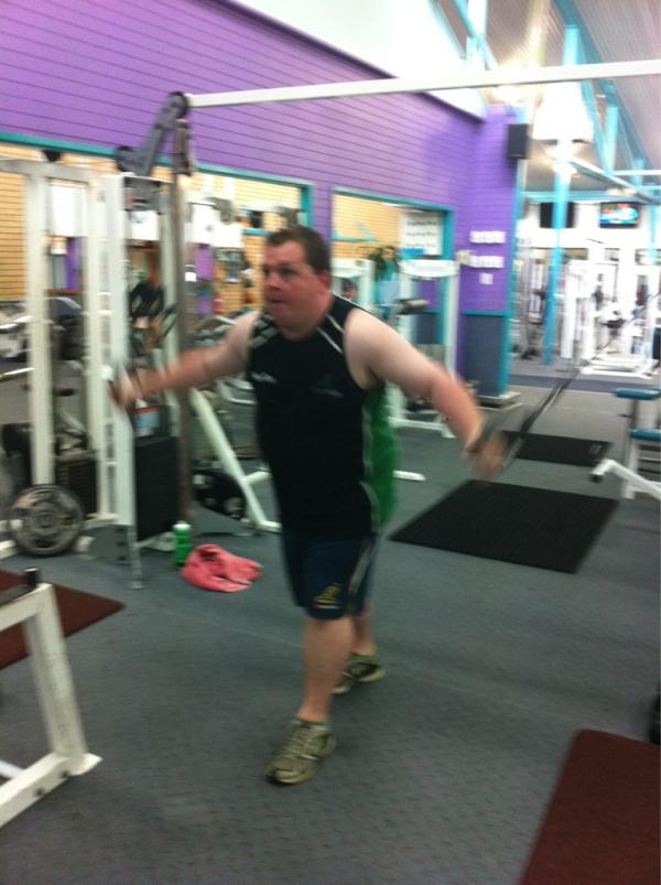 Extremist04's tweet image. Girl look at that body, Girl look at that body, Girl look at that body. 
I work out!! #IBringIt