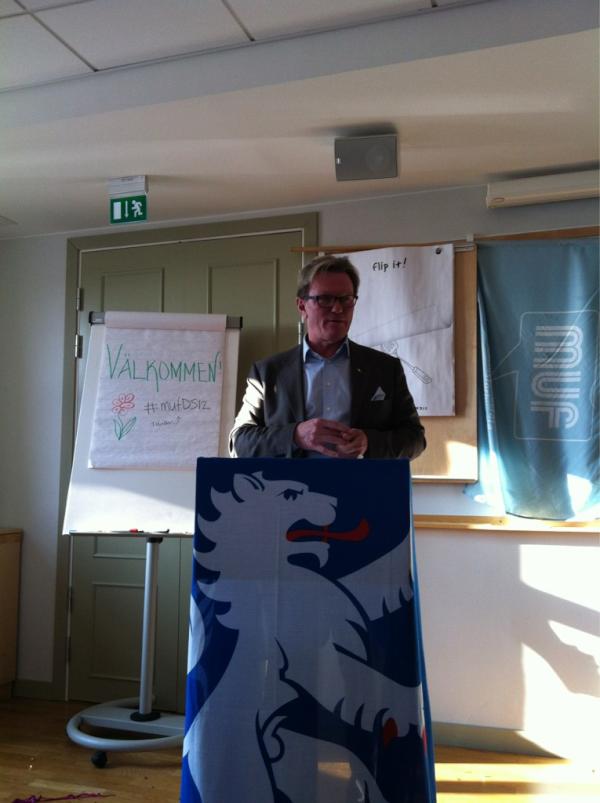 mufhalland's tweet photo. #mufDS12 http://t.co/rbze10ze