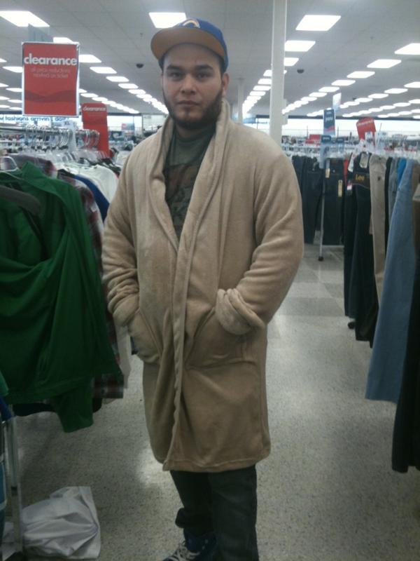 CrateDiggz's tweet photo. @FuckJPatron heard u were rocking one of these tonight? @Smooth_Roogah is http://t.co/MAgBvAhg