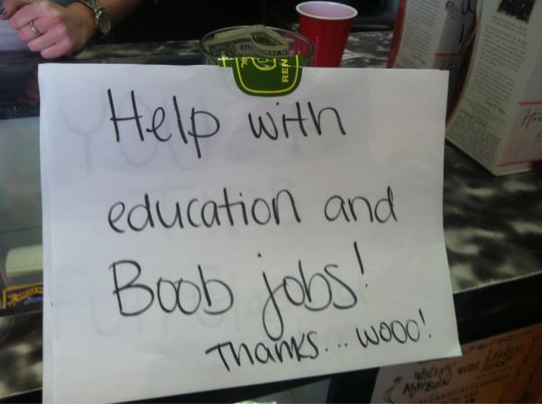 Amber_Aiton's tweet image. #Renoenvy #winewalk #boobjobs