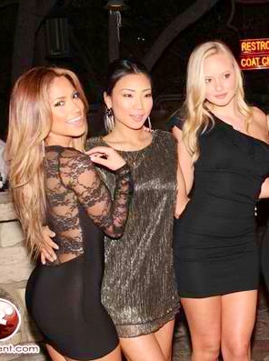 Love the photo! 😉 &ldquo;@JessicaBurciaga: Playboy mansion nights 😘 http://t.co/SxVJULlz&rdquo;<a class="tags" href="/tag/jessicaburciaga">@jessicaburciaga</a><a href="/tag/playmateinfluence"class="tags"><span>#playmateinfluence</span></a>