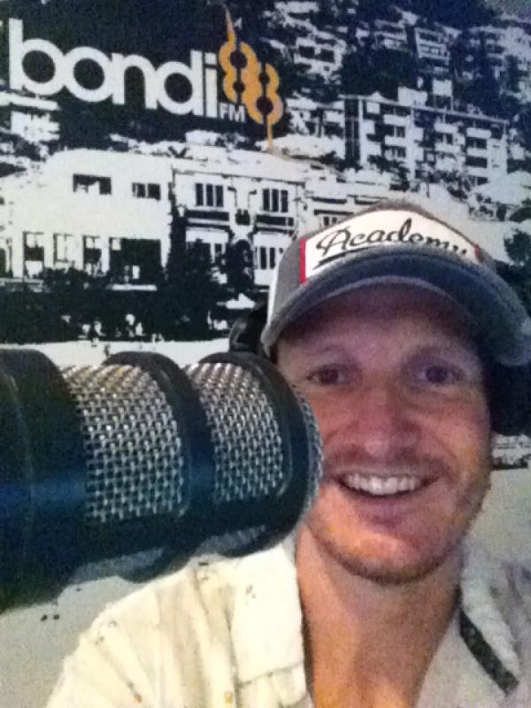 djhodgie's tweet photo. 45 mins to go on the Mixanation Radio show on Bondi FM. Listen live bondifm.com or 88 fm http://t.co/bnxbHLkE