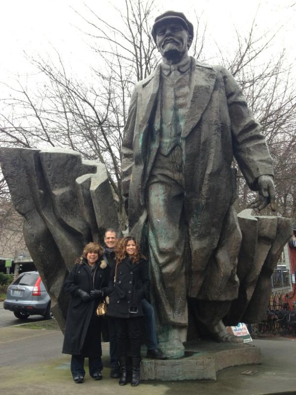 Discovering Seattle with Bradley Thompson and <a href="/AtrophyWife/">Peggy Sue Davis</a> today.