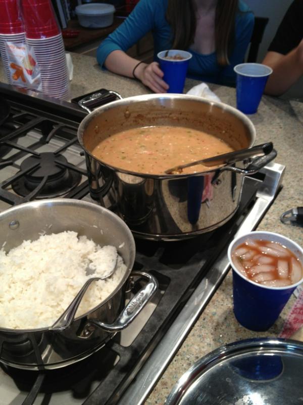 NolaLizard's tweet photo. Endymion gumbo and Bloody Mary #yesplease #mardigras http://t.co/dwH8tT74