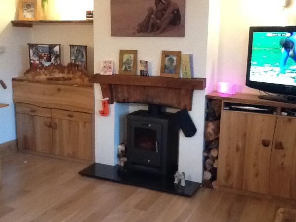 BenedictsCrafts's tweet photo. Hi followers, I have been neglecting this twitter account, pls follow me on the original @BenedictsCraft #furniture http://t.co/EIl6F4J6