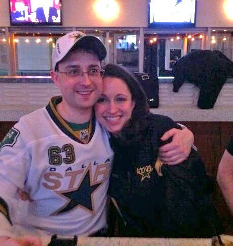 StarsJill26's tweet photo. Dallas Stars hockey makes me and @FJGREENE happy. :-) http://t.co/6tfVObH6