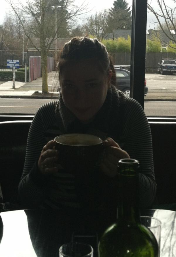 trhodz's tweet photo. @LucyRosie #radioroom http://t.co/m7NW2qv4