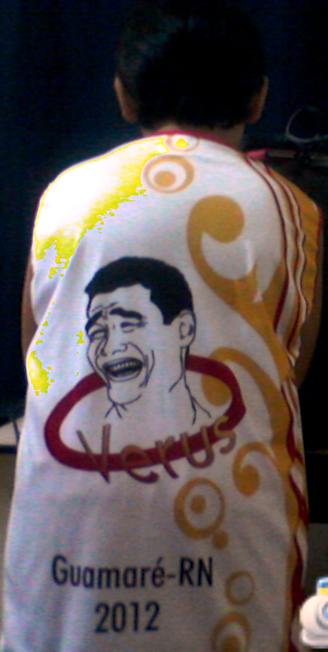 juanmacielr's tweet photo. @maxce__ @welberjunior_ @talisalmeida @AndinhoF7 @izinha_marinho  camisa ficou massa, tecido estilo do carnatal http://t.co/TF1z6Laz