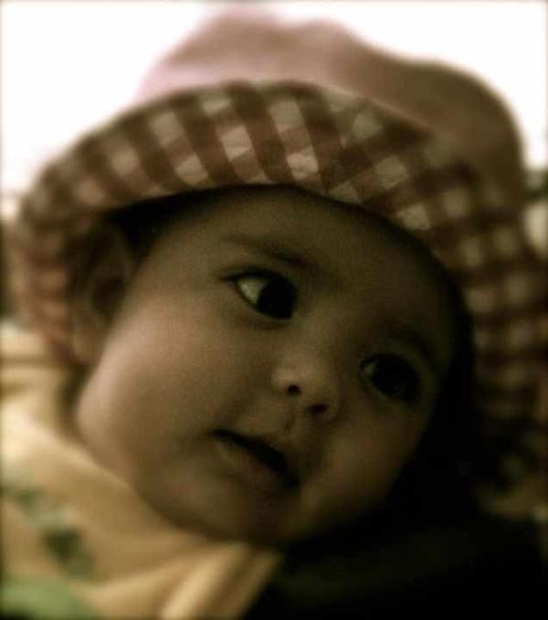acalderon2's tweet photo. Mi pequeña Leticia http://t.co/VdjlmUKj