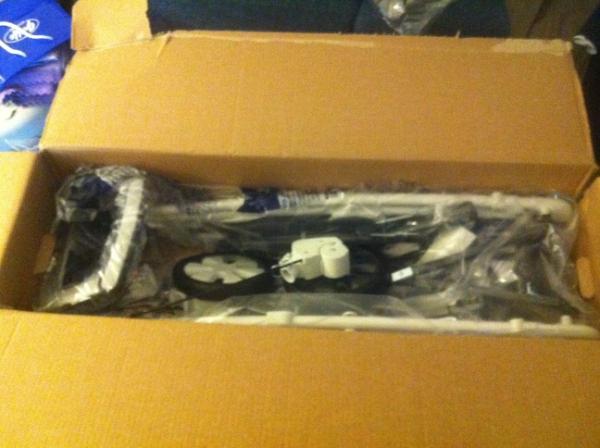 prestian's tweet image. Operazione Montaggio passeggino.....