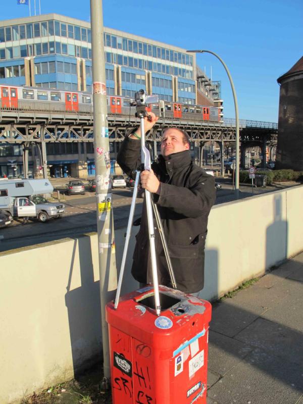 CatmanITB's tweet photo. Neulich bei den #Dreharbeiten.... am Donnerstag gibt es Folge 1 von #CatMan-TV - noch 2 mal schlafen. http://t.co/mqhLtTTR