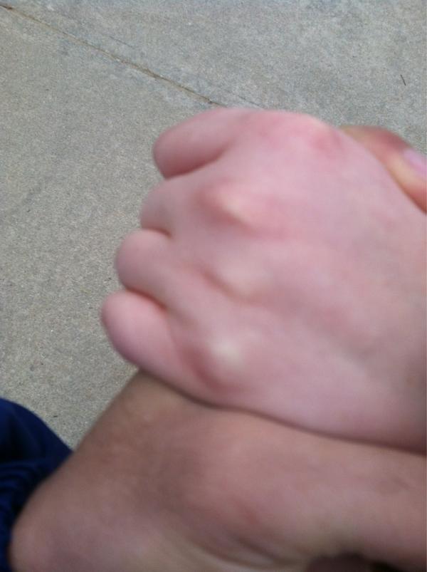 TeegsMarquis's tweet image. @hillarysiddons damnnnnn #Casper #snowbunny #labmouse #printerpaper #sugar #igloo #milk #wool #santasbeard