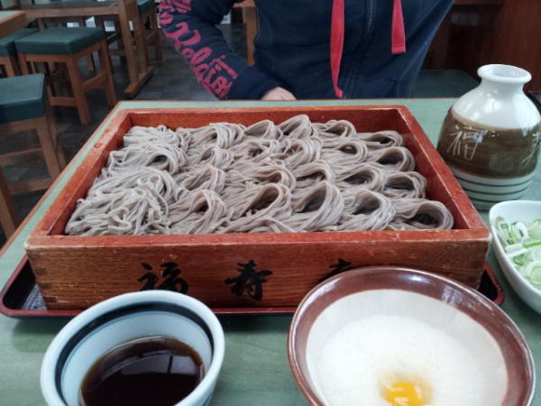 trashironaka's tweet photo. 越後湯沢でへぎ蕎麦中なう http://t.co/wwJb2Pkx