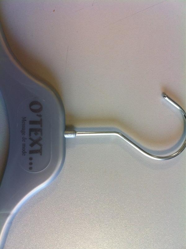 wwwcintresfr's tweet photo. Nouveau cintres Perso O'TEXT... http://t.co/mAQTKir6
